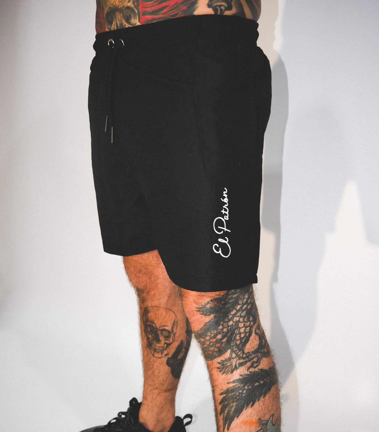 “ON THE RUN” SHORTS